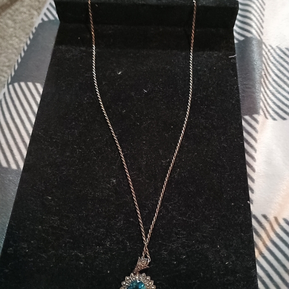 Necklace - Picture 2 of 2